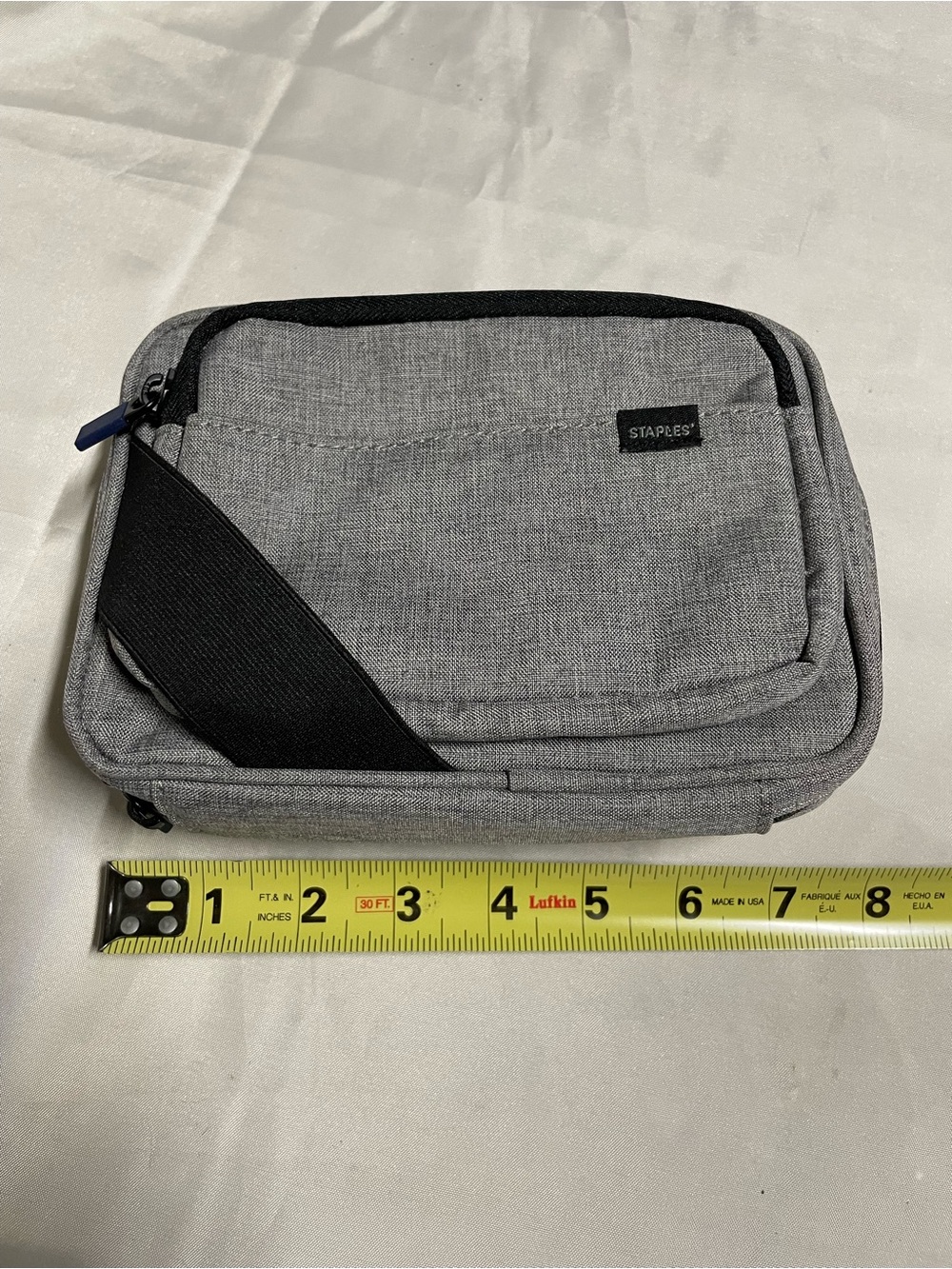 Staples Gray Tech Organizer Pouch